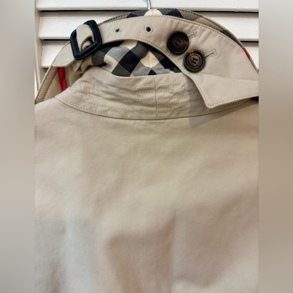 Authentic Burberry Kensington Mid Length Trench Coat - Picture 12 of 15